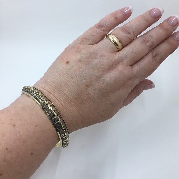 Vintage Brass Bangle - Picture 2 of 8